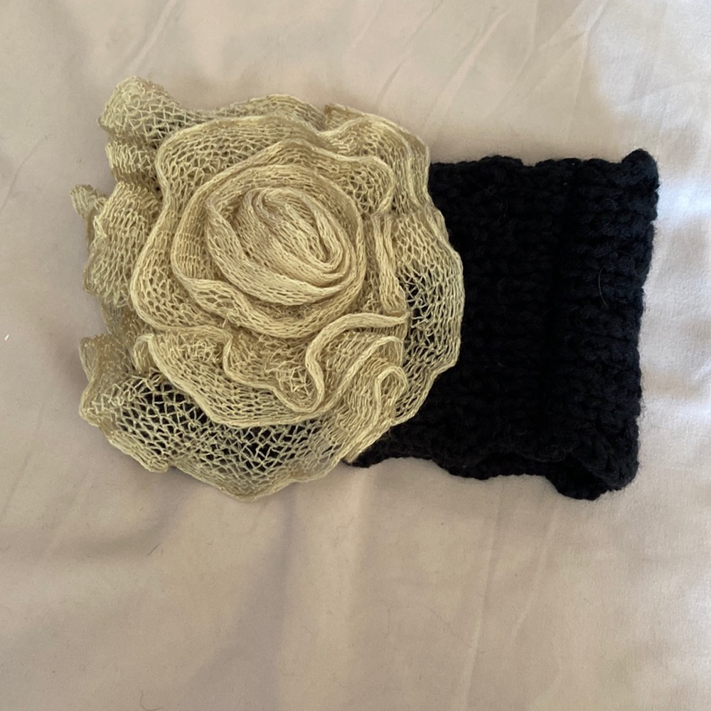 Winter black headband with tan flower